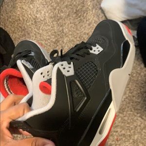 Jordan Bred 4s